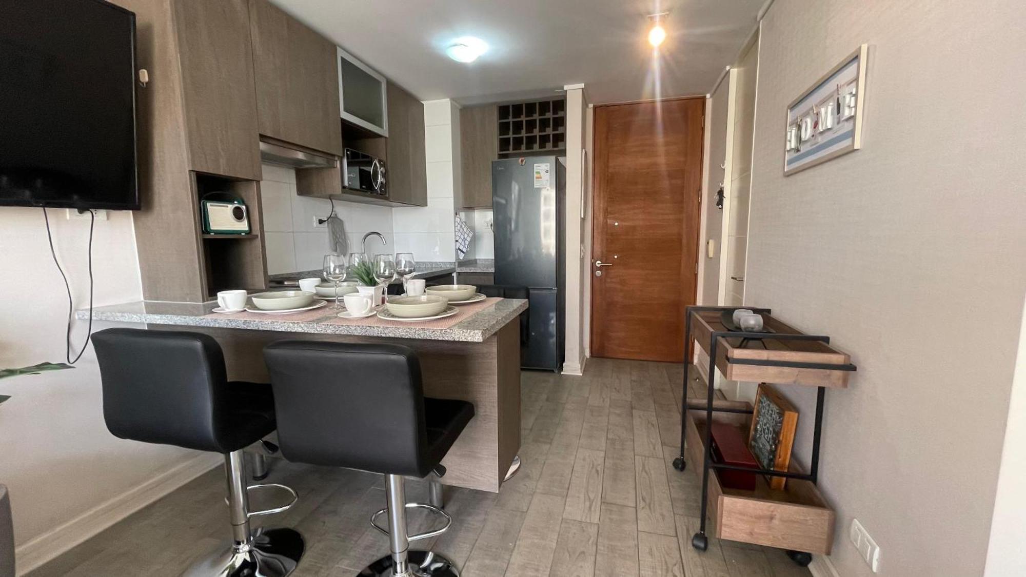 Apartamento 8 En En Fente Al Metro - Hipodromo De Chile Y Estadio San Laura Santiago de Chile