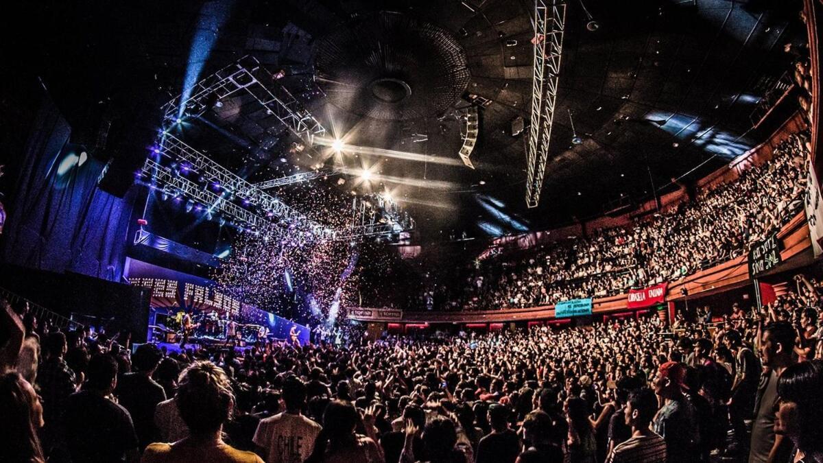 Cerca De Fantasilandia,movistar Arena, Club Hipico, Teatro Caupolican