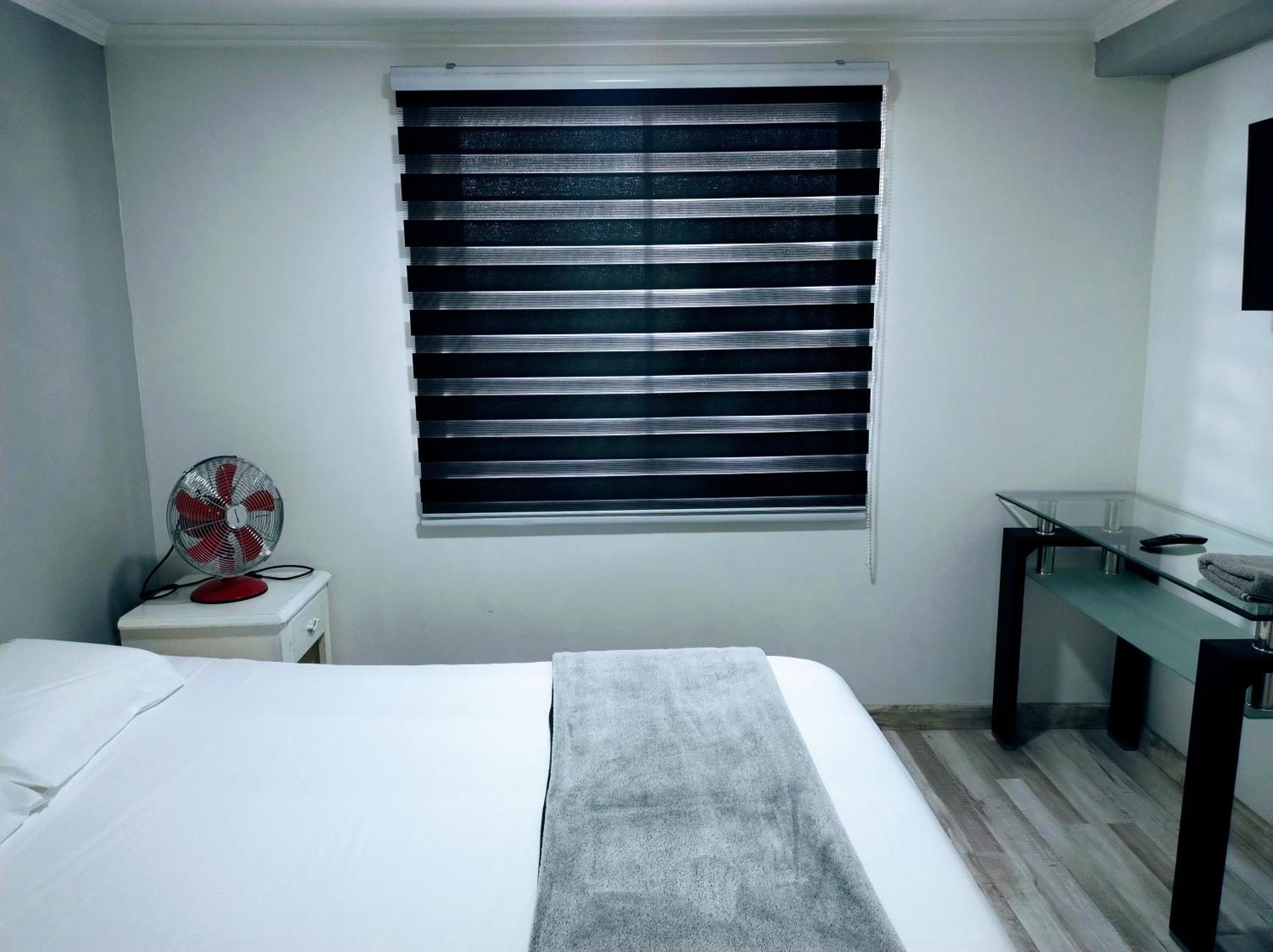 Casa Entera Con Estacionamiento