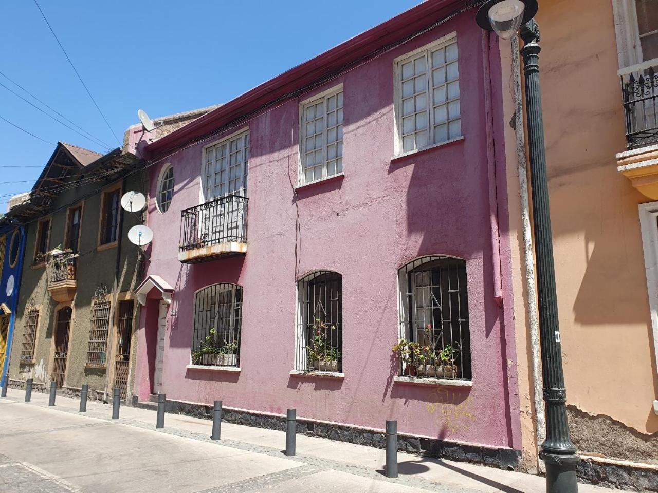 Casa De Huespedes Providencia Baquedano Pensión