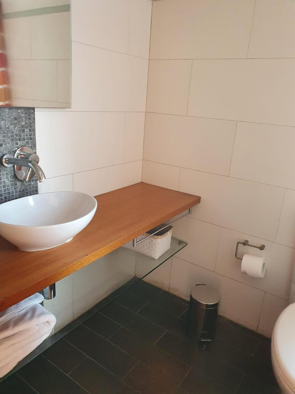 Departamento A Cuadra De Metro Pedro De Valdivia, Excelente Ubicacion Apartamento Santiago