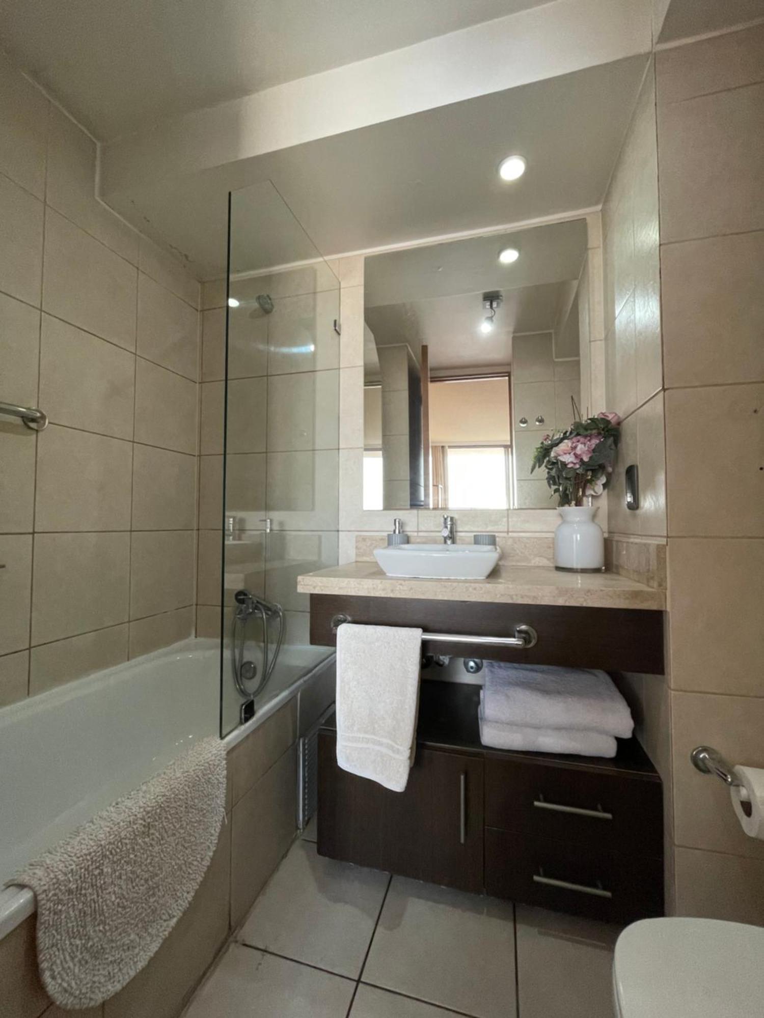 Ale Santiago-providencia Apartamento *