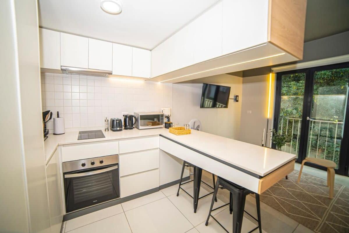 Exclusive In The Center Of Providencia