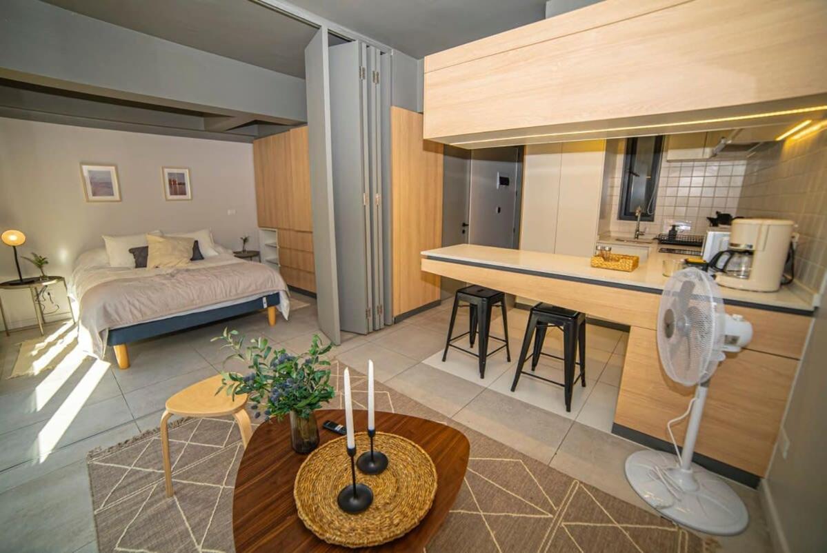 Exclusive In The Center Of Providencia *