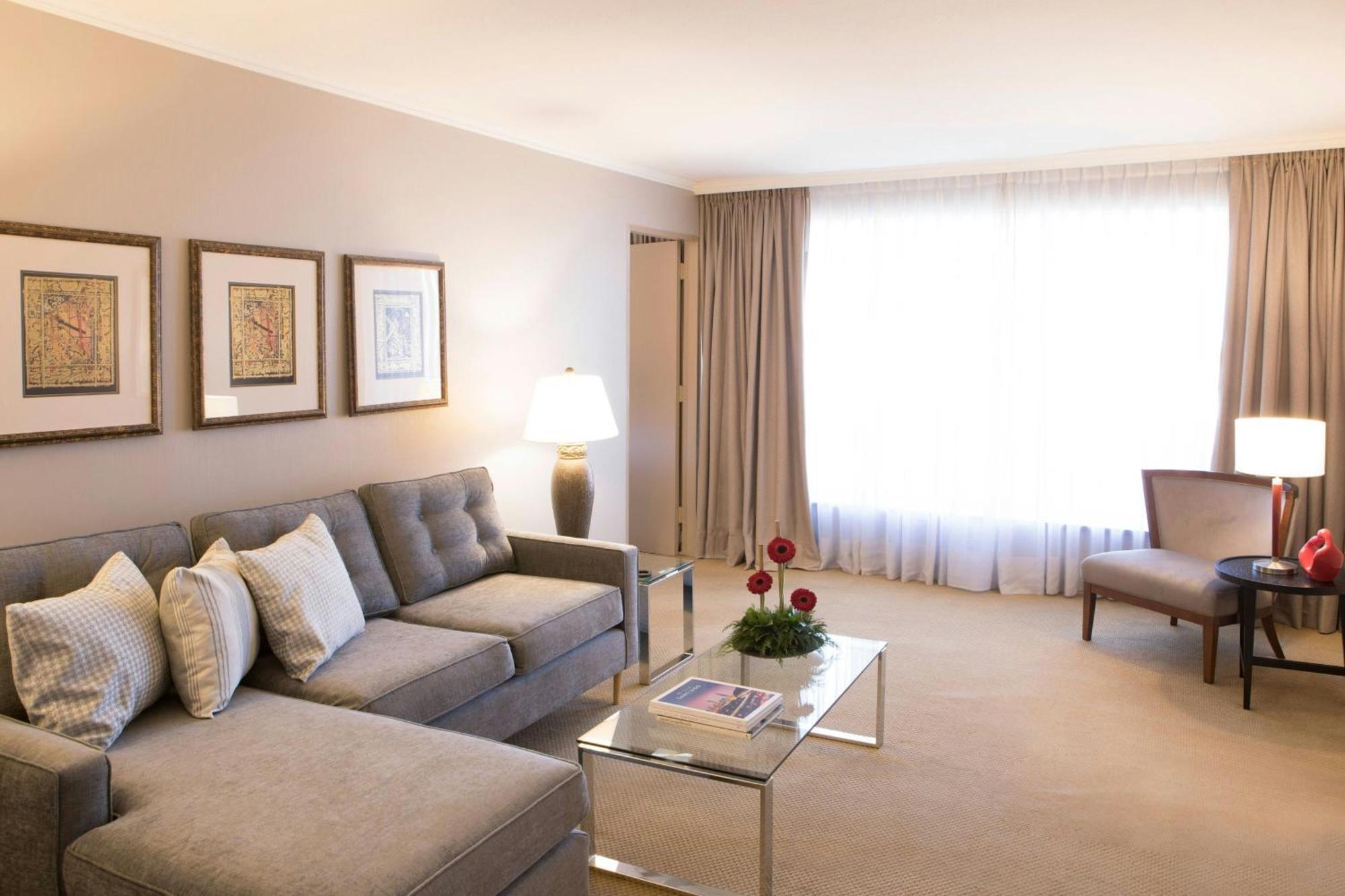 Crowne Plaza Hotel