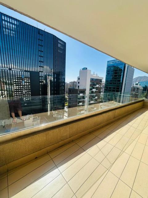 La Capitania 70, Condes