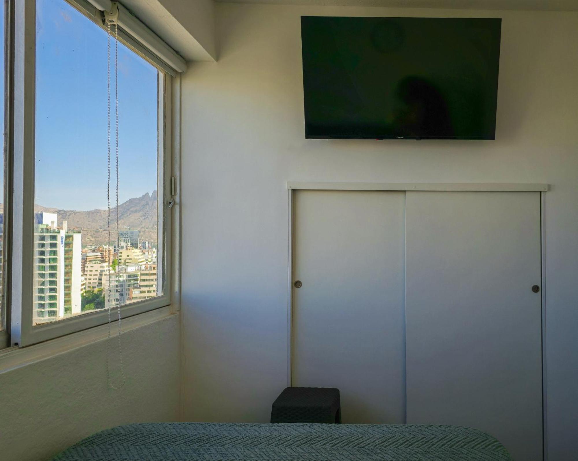 Apartamento Vista Increible A Pasos Del Parque Arauco Santiago de Chile