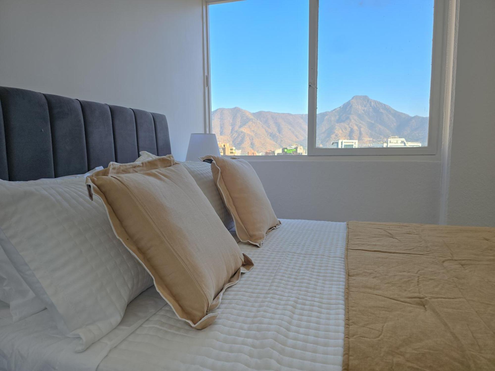 Apartamento Vista Increible A Pasos Del Parque Arauco