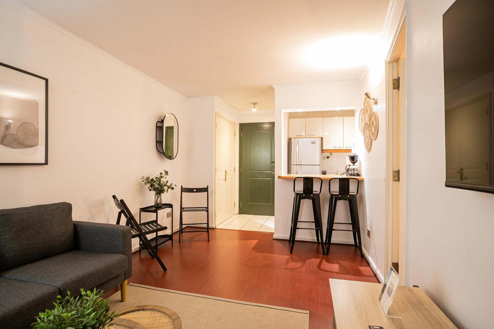 Modern Condes Perfect For Couples Apartment *