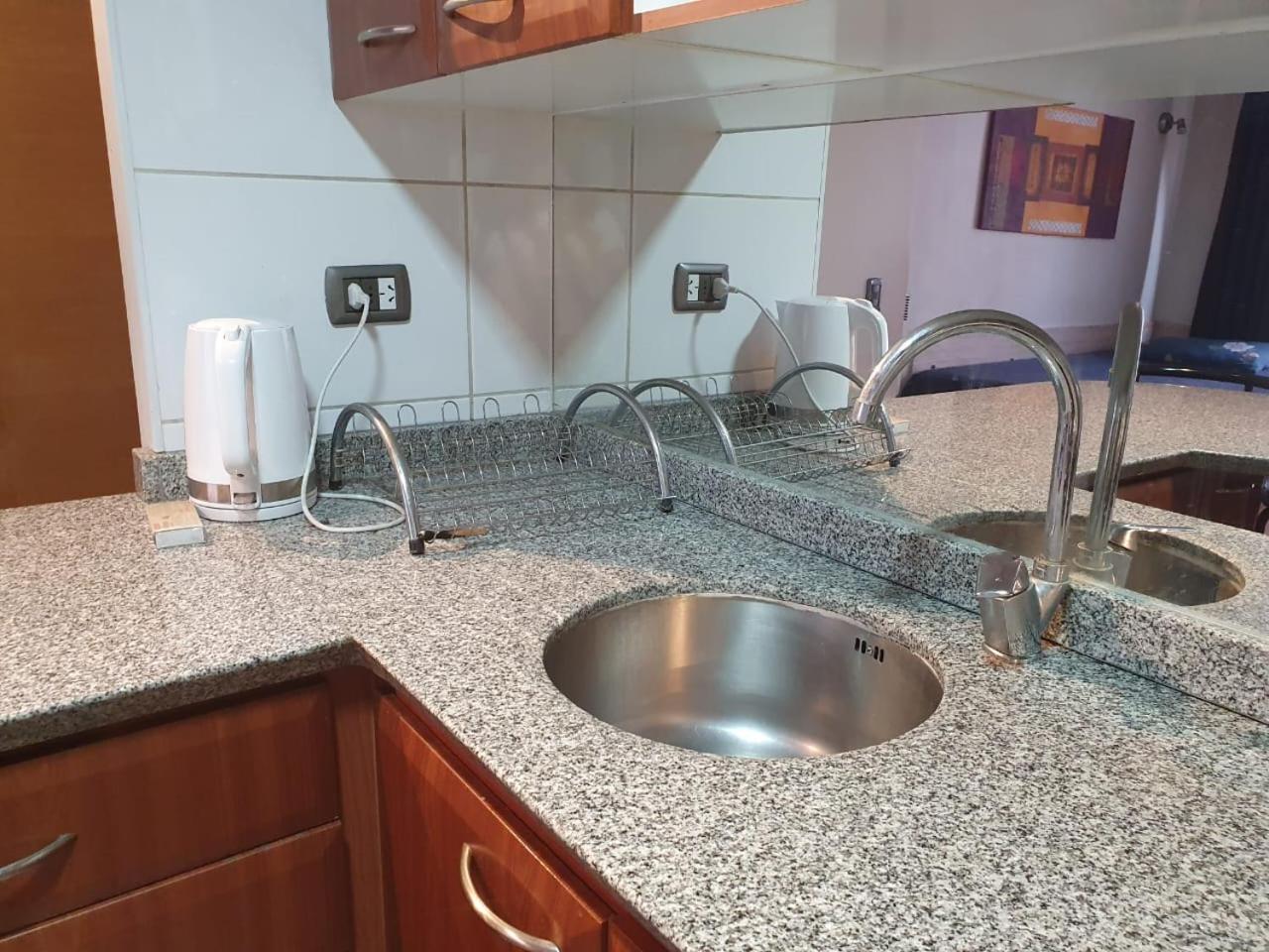 Departamento En El Corazon De Providencia, Entre Metro Leones Y Pedro De Valdivia Apartamento *