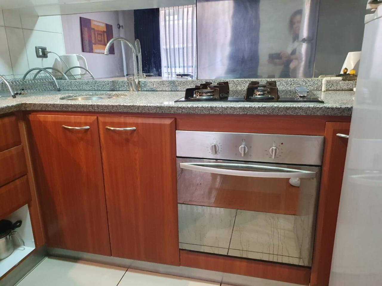Apartamento Departamento En El Corazon De Providencia, Entre Metro Leones Y Pedro De Valdivia *