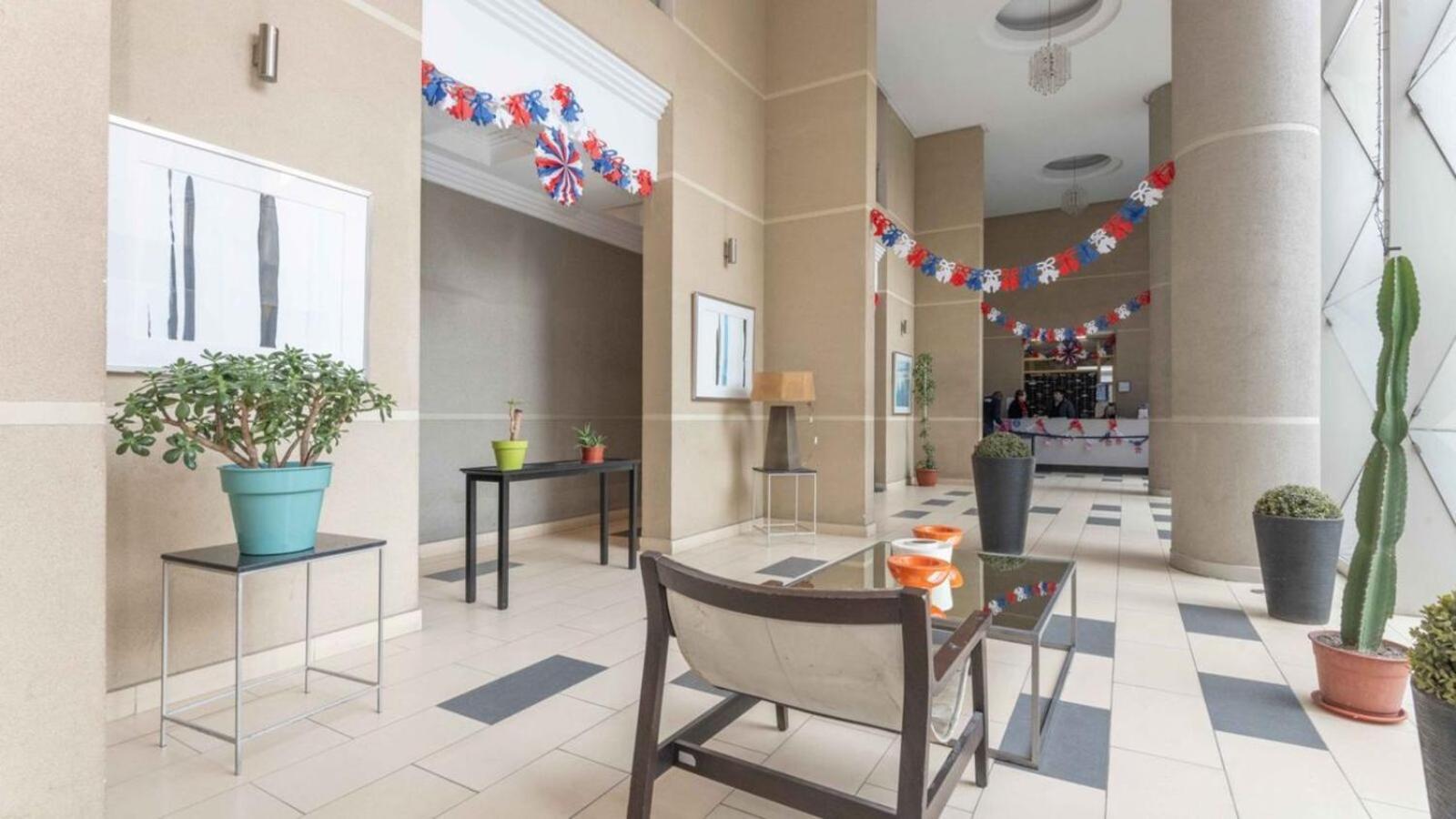 Tu Hogar En La Ciudad Compras Diversion Comodidad Apartamento