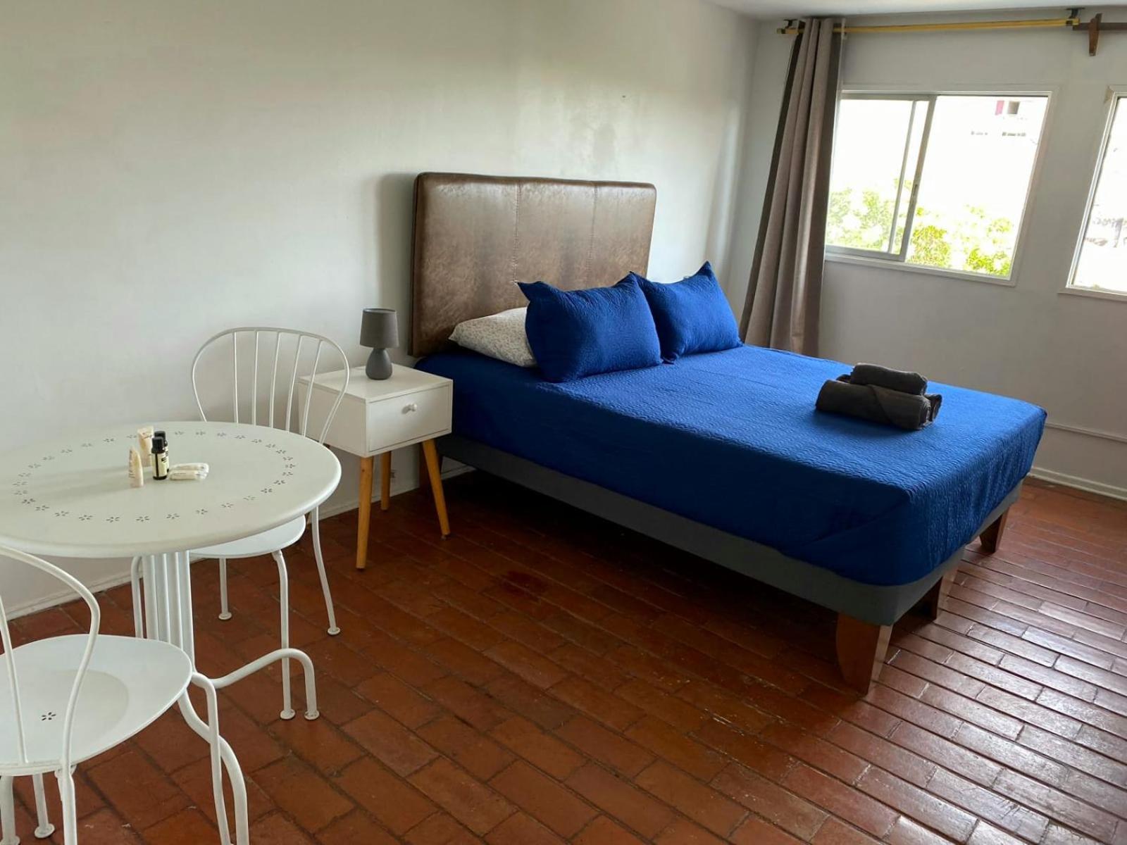 Pensión Mondrian