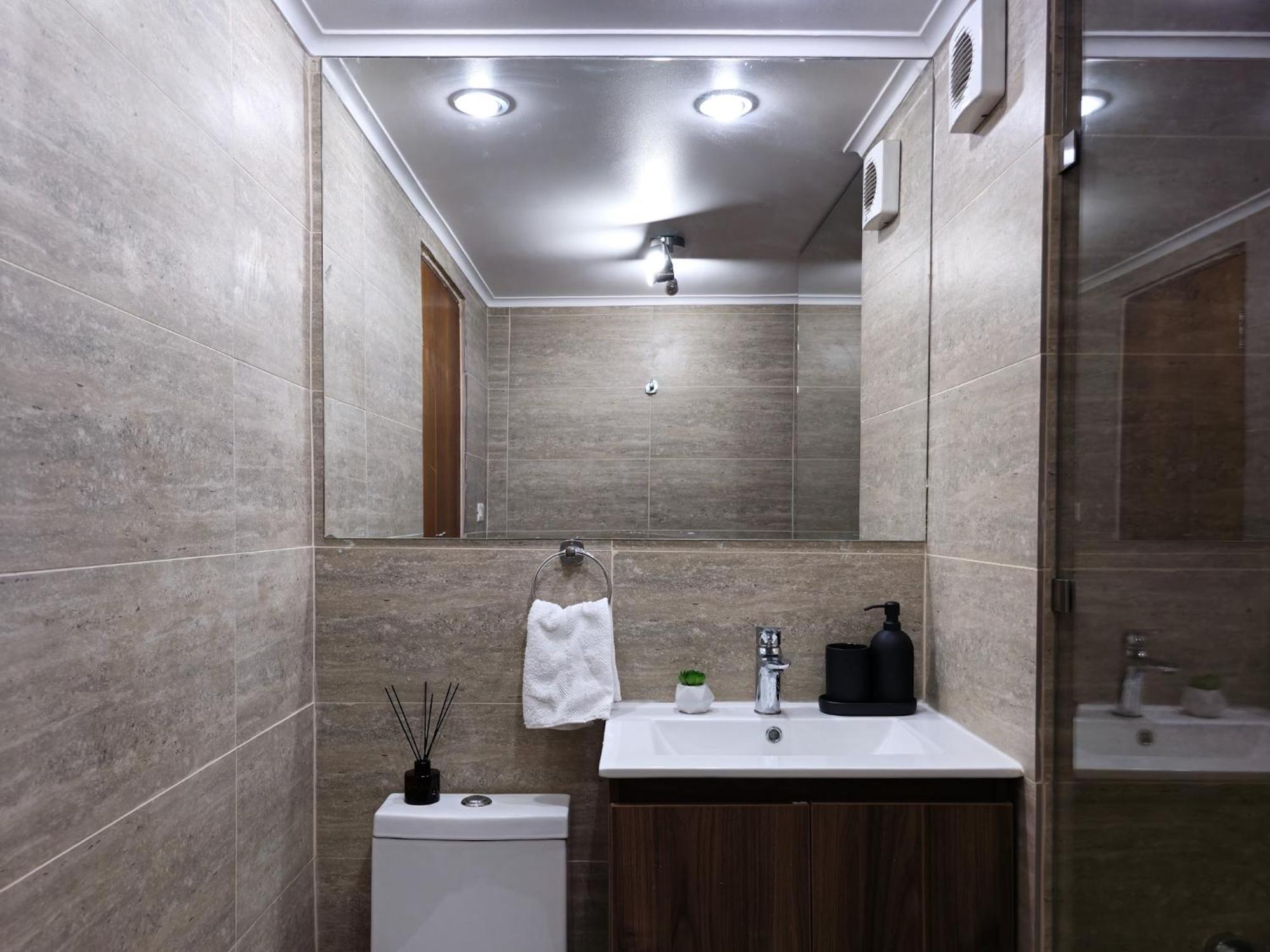 Apartamento Amplio Dpto A Pasos Del Costanera Center Y Mut En Condes *