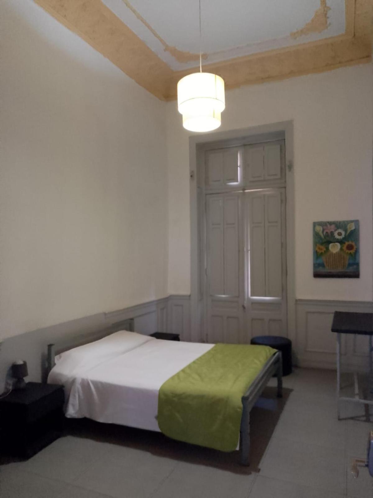 Hostal Happy House