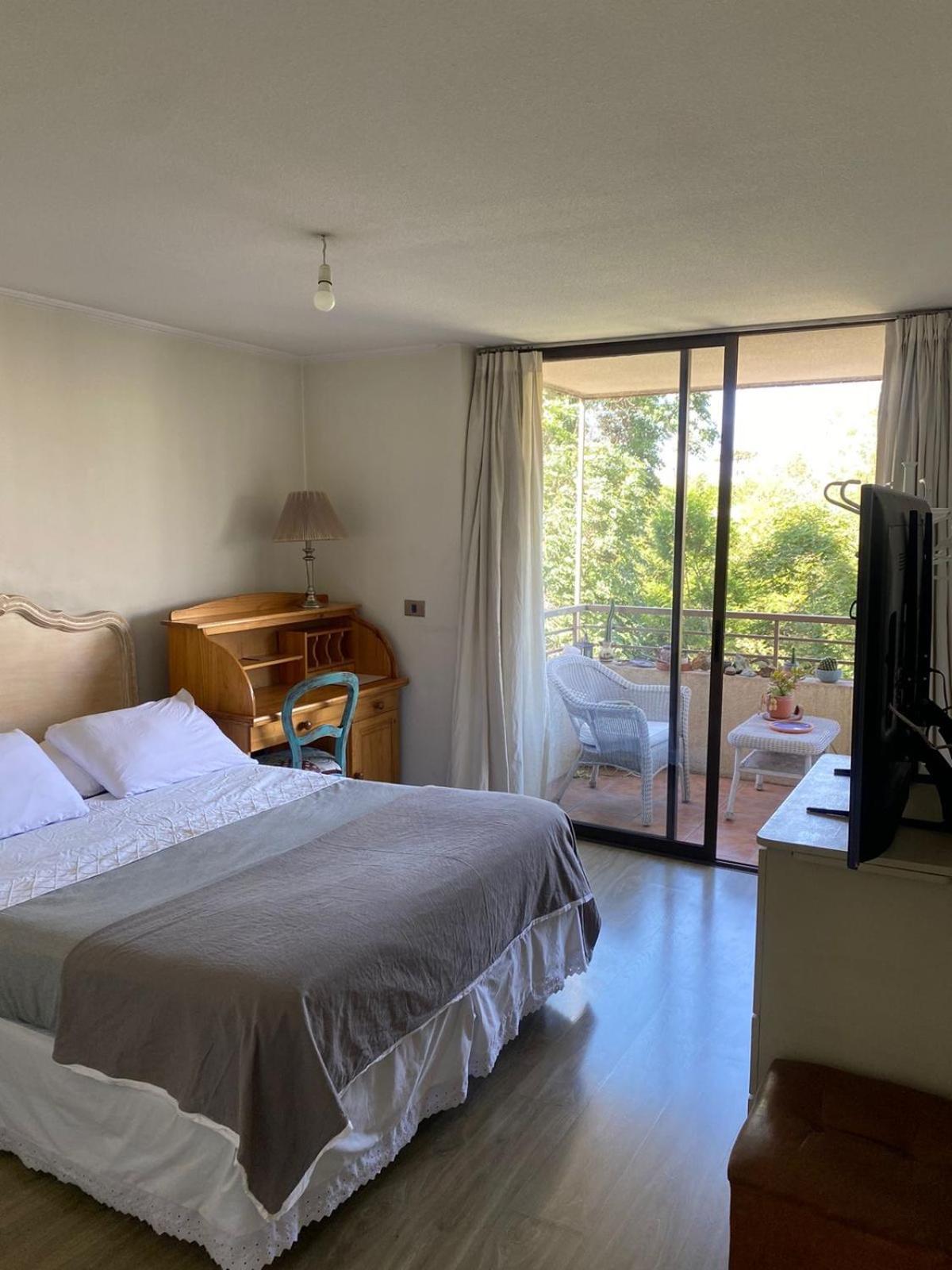 Metro Escuela Militar Bed and breakfast