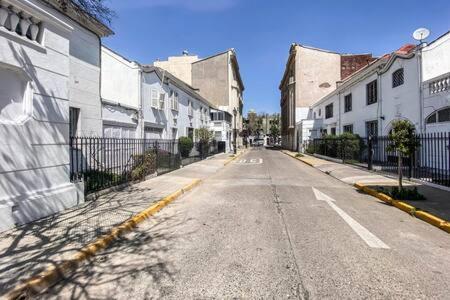 Hom I Moderno Estudio Junto Al Metro Republica Apartamento Santiago de Chile