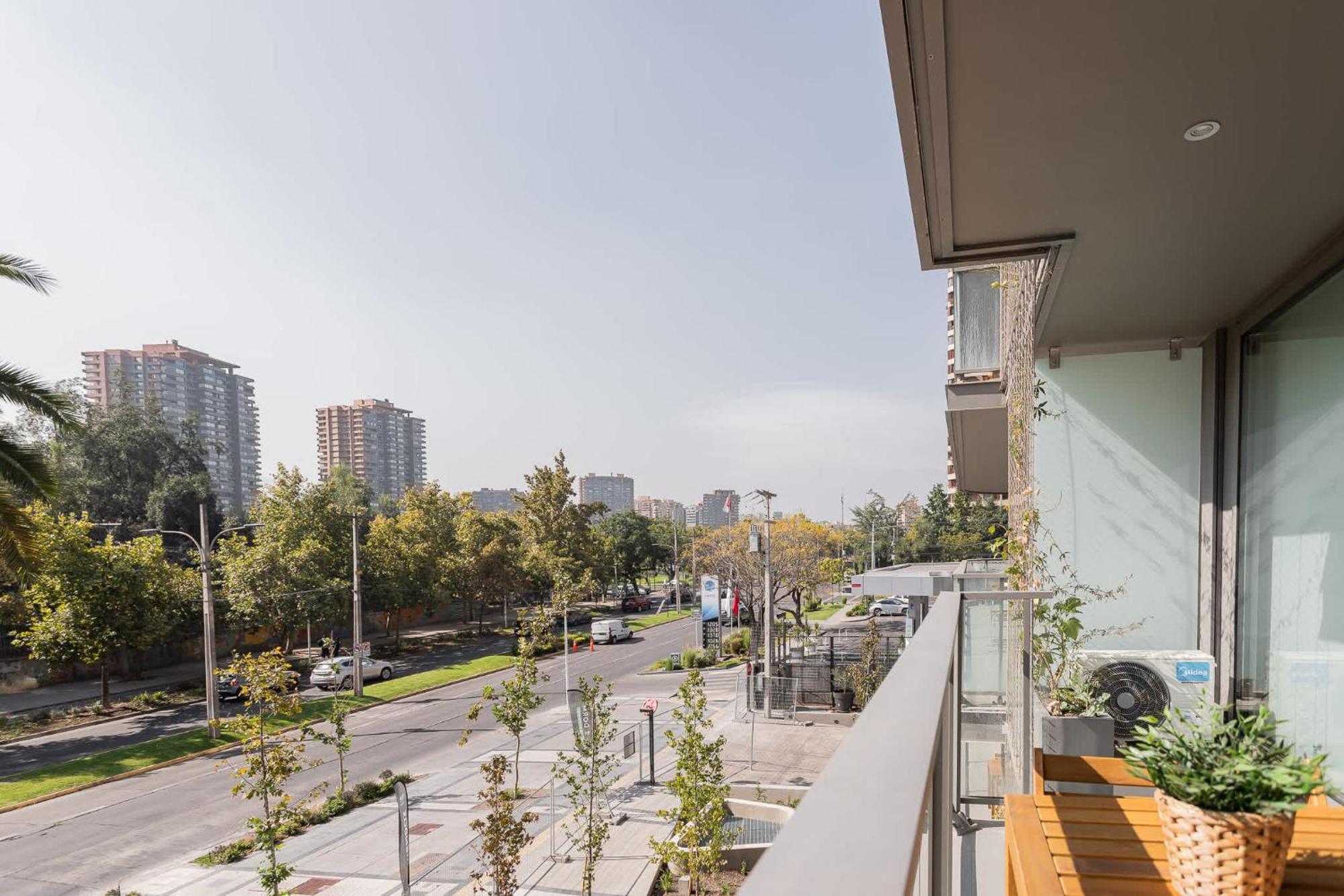 Chic 1br In The Exclusive Pdte Riesco Area * Santiago de Chile