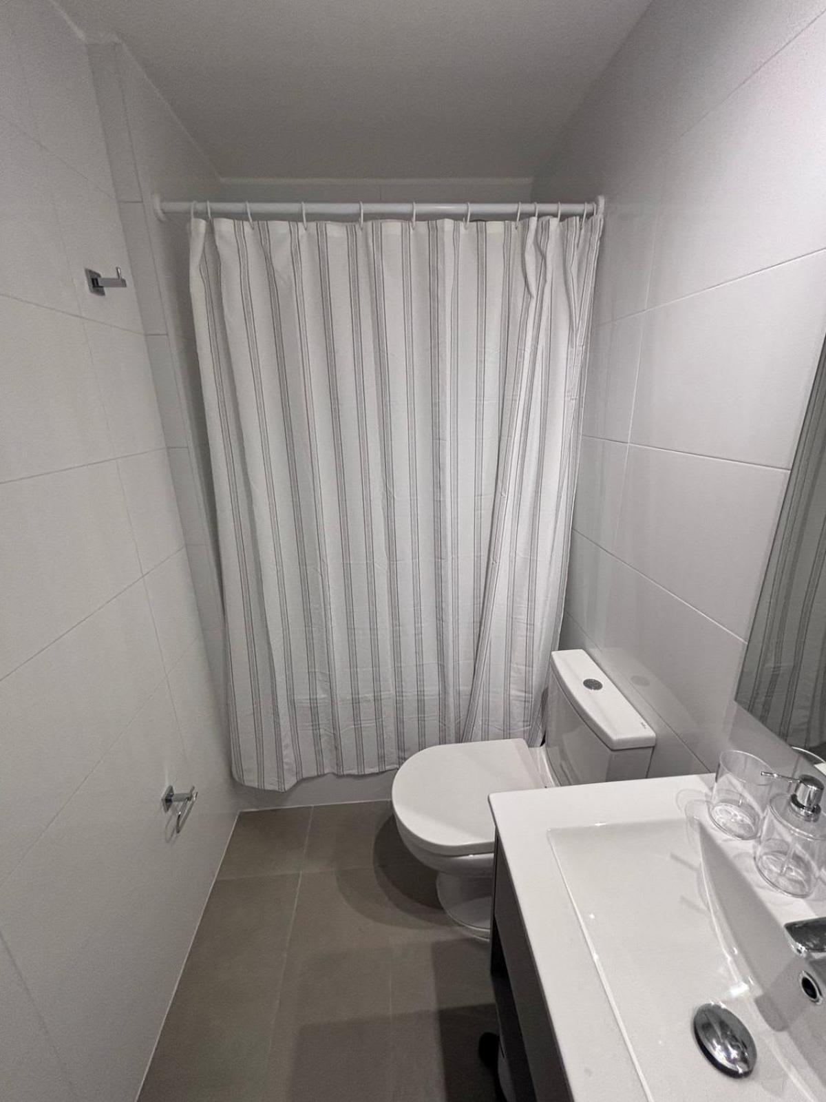 Chic Retreat In Nunoa Perfect For 2 *