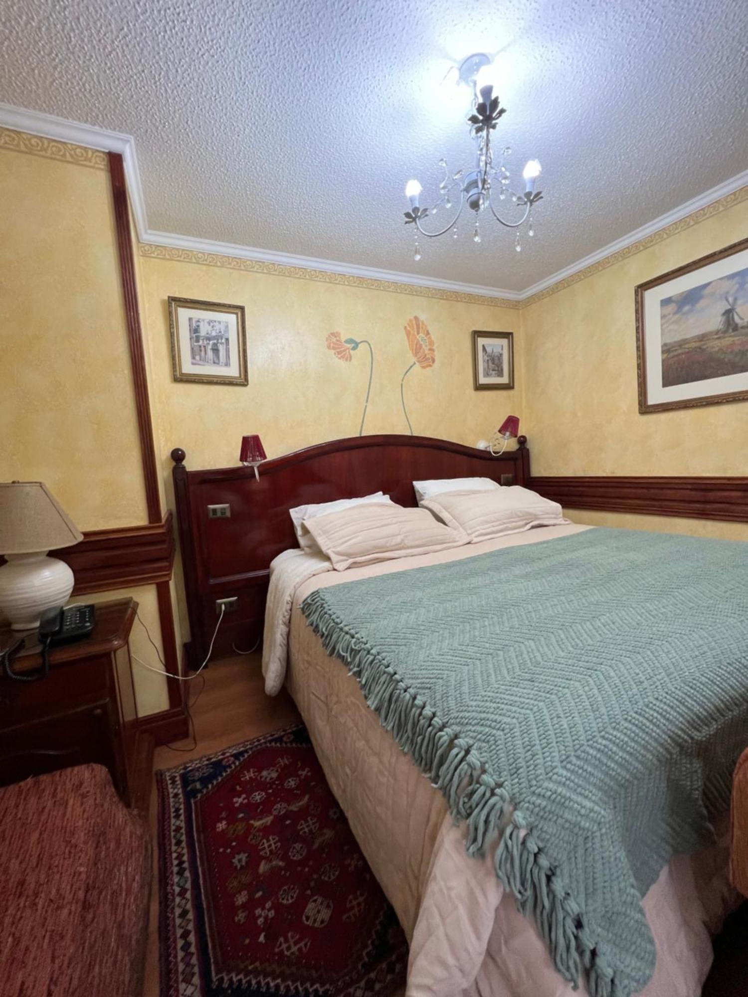 Ciudad De Vitoria Hotel 3*