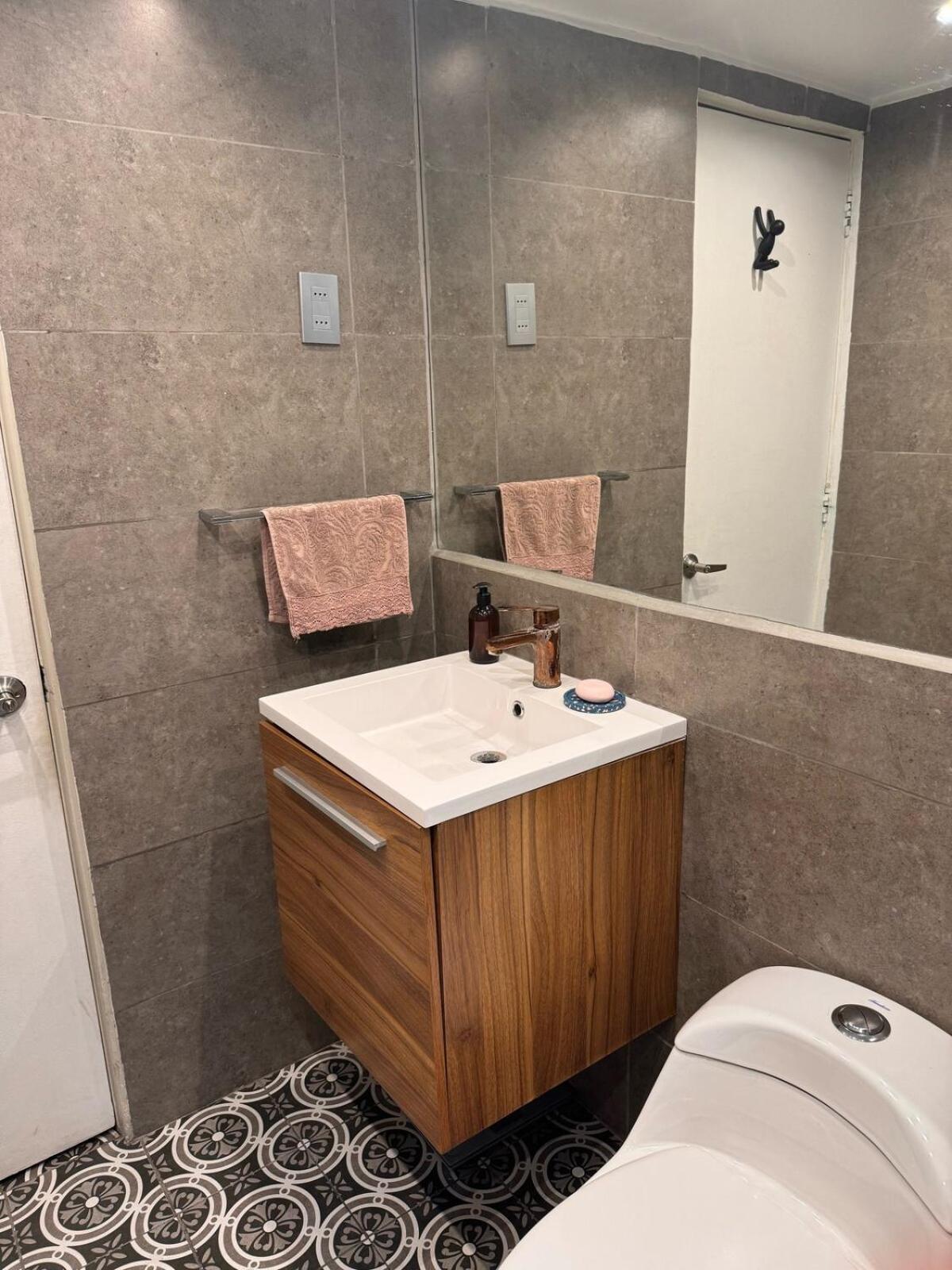 Super Spacious-best Location Apartamento Santiago de Chile