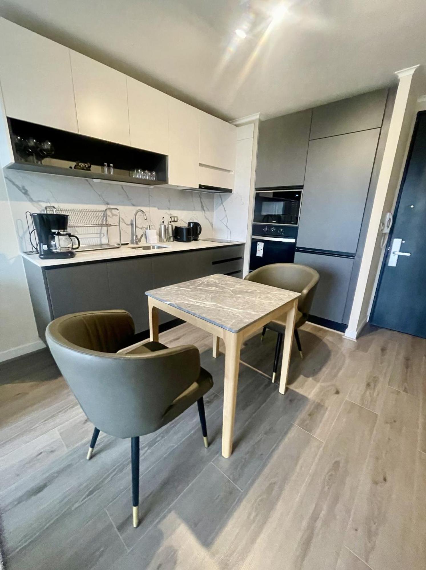 Apartamento Nuevo Y Moderno En Nunoa - Metro Irarrazaval *