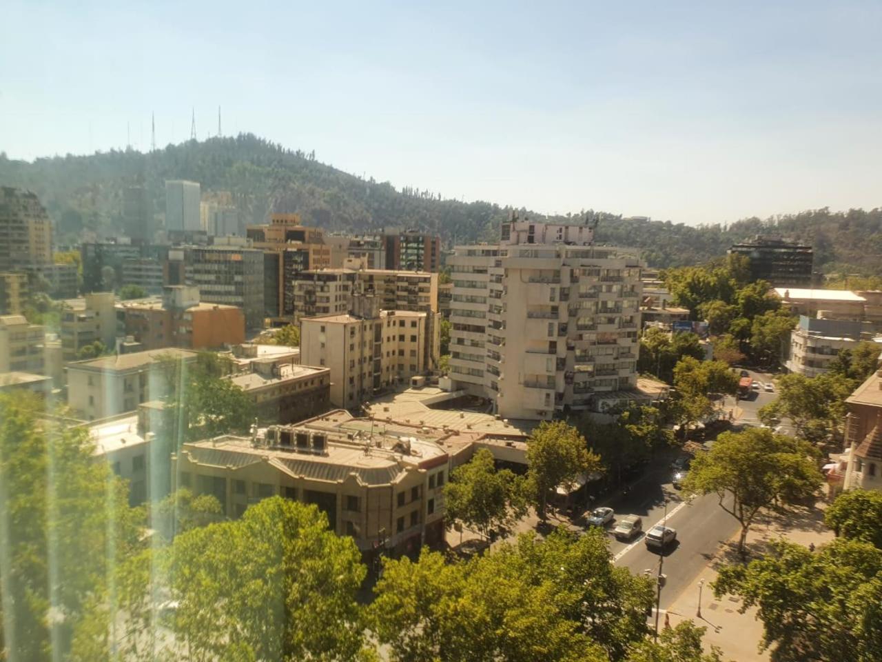 Departamento Centrico En Providencia , A Cuadra De Metro Y Muy Cercano A Costanera Center