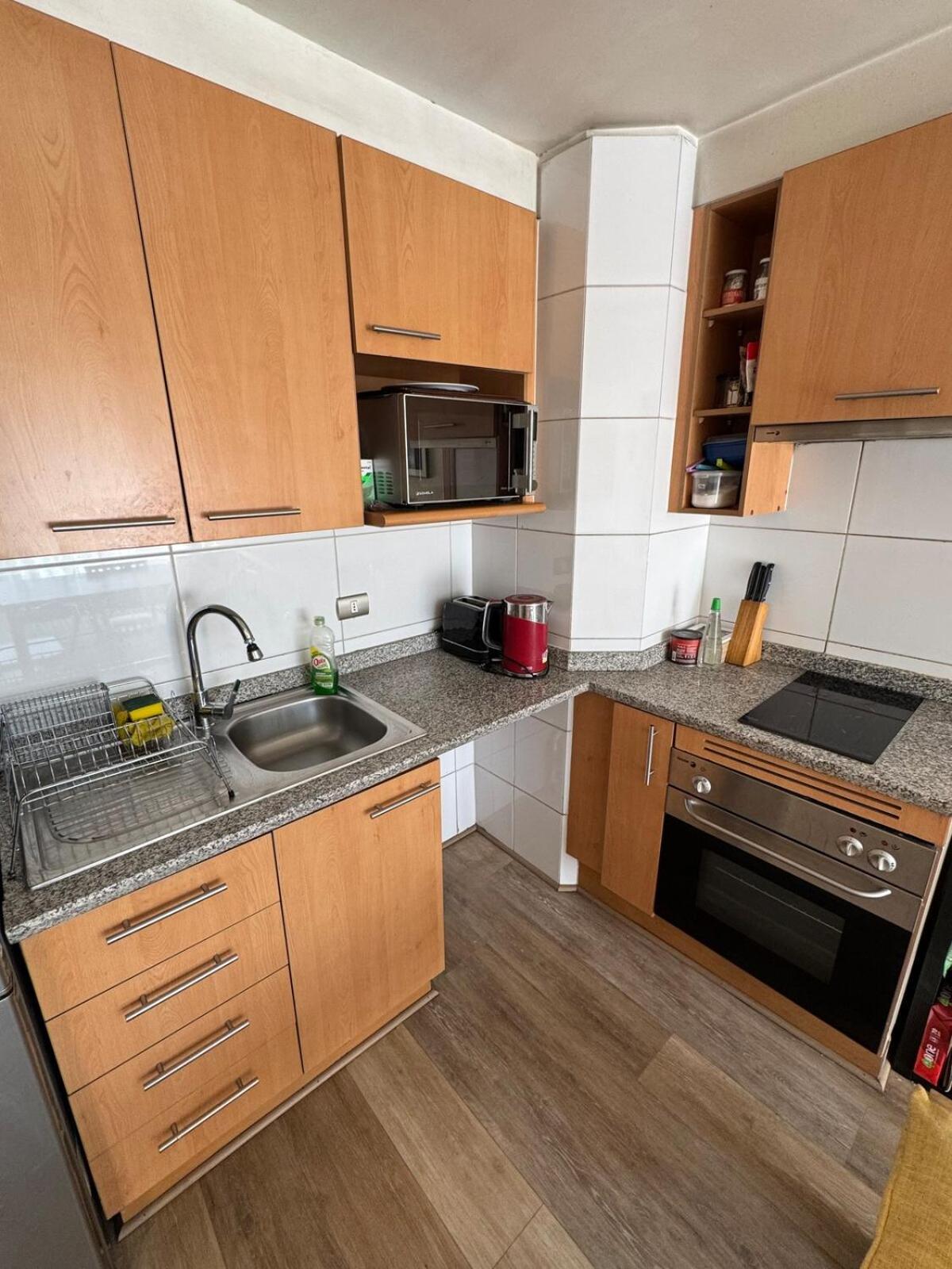 Acogedor, Luminoso E Insuperable Ubicacion Apartamento *