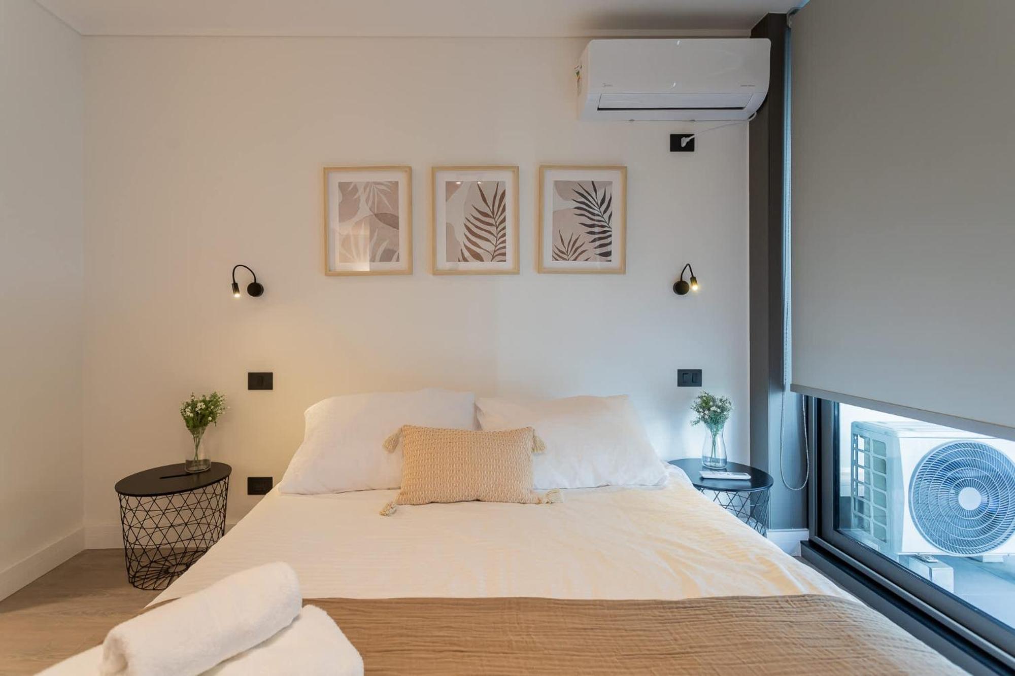 Condes Living Arauco Park Gourmet Couple's Pad