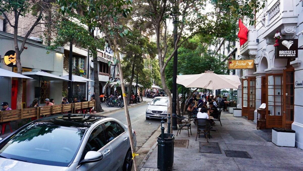 En Barrio Patrimonial A 3 Min Red De Metro, Wifi, Comodidad Apartamento