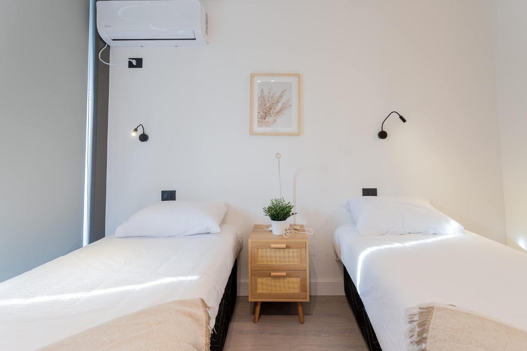 Modern 2br Condes Prime Spot * Santiago
