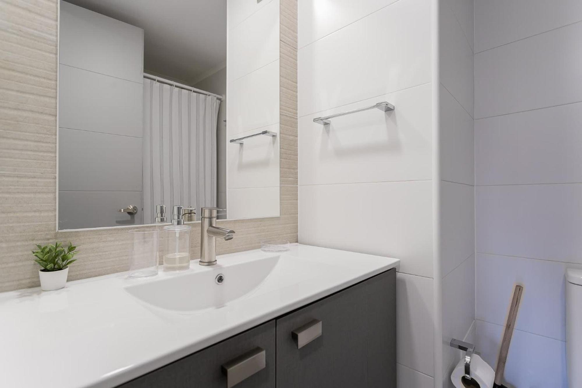 Apartamento Luminous For 5 In Ricardo Lyon *