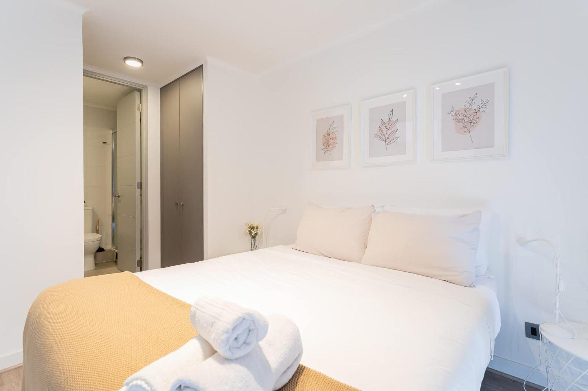 Discover Providencia From Our Stylish 2br