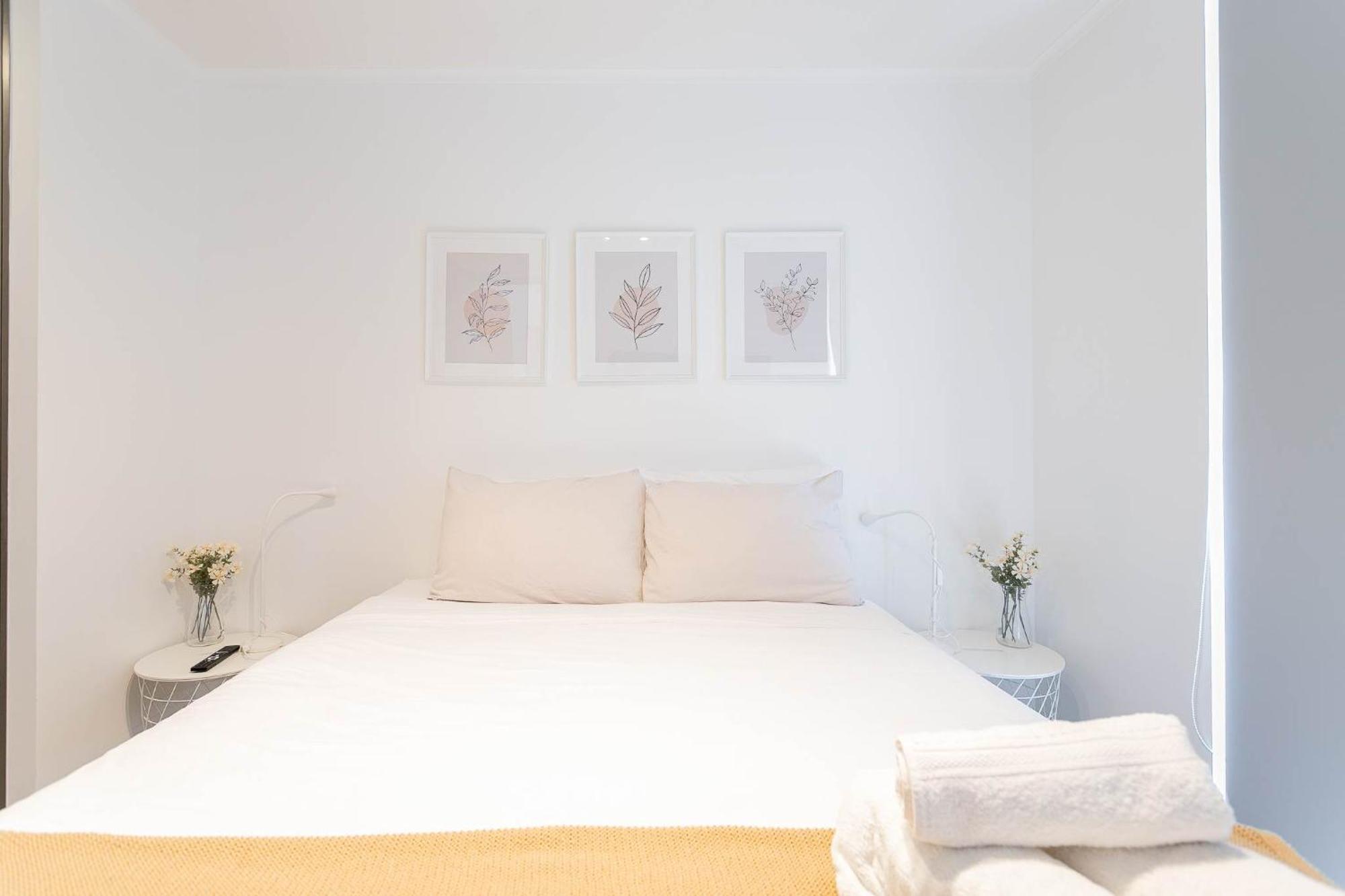 Discover Providencia From Our Stylish 2br *