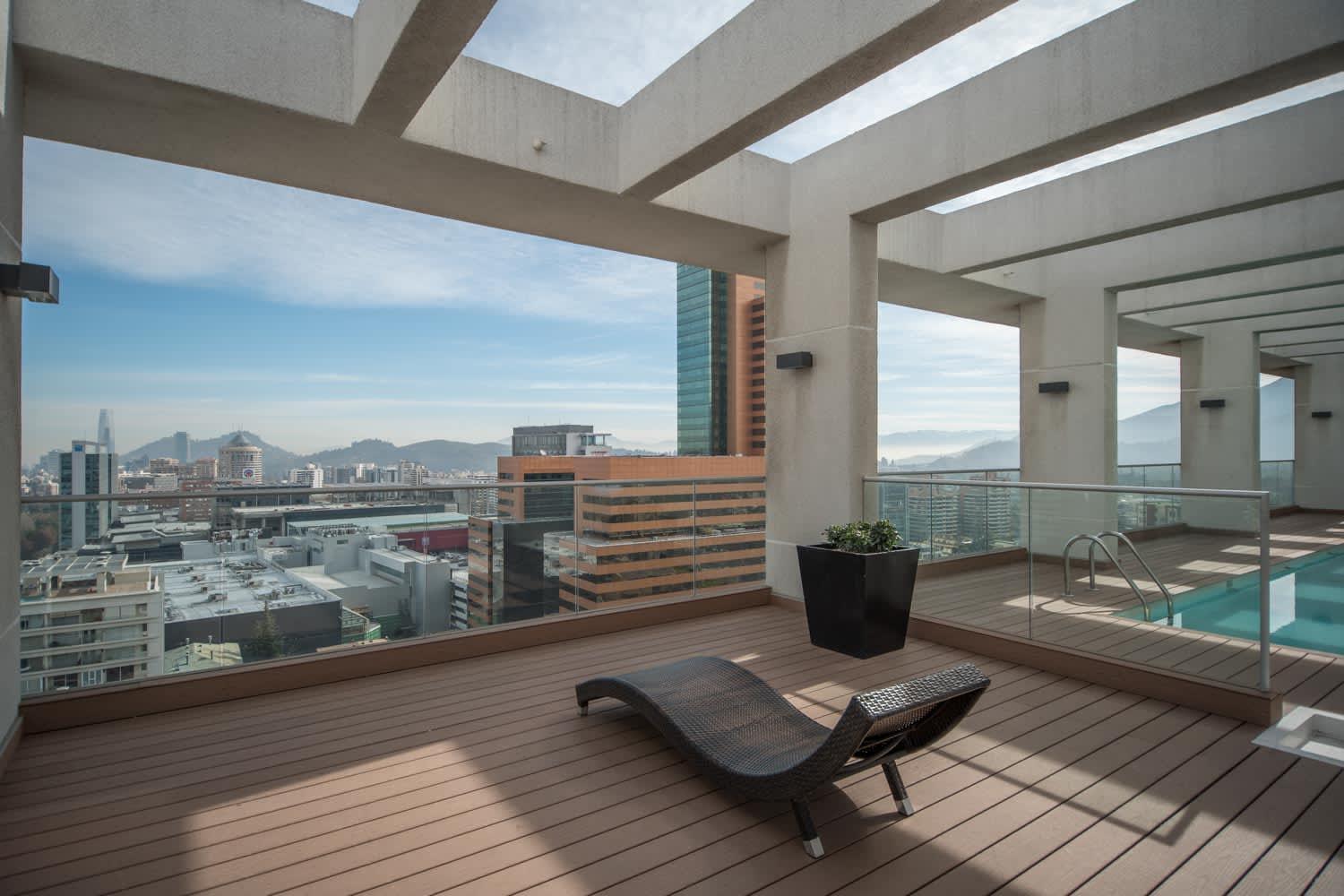 Premium 2br 2ba Parque Arauco - Balcon Con Malla Apartamento Santiago