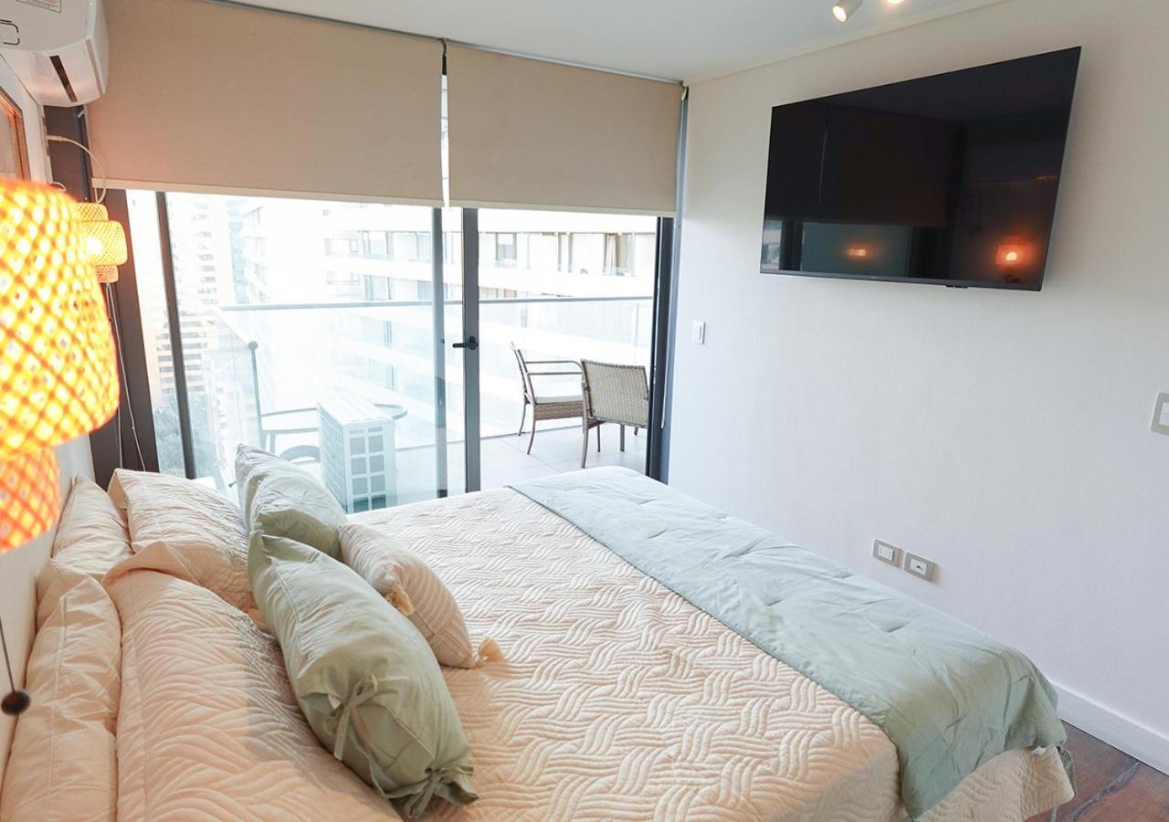 Apartamento Depto Premium A Pasos Del Parque Arauco Con Aire Acondicionado *