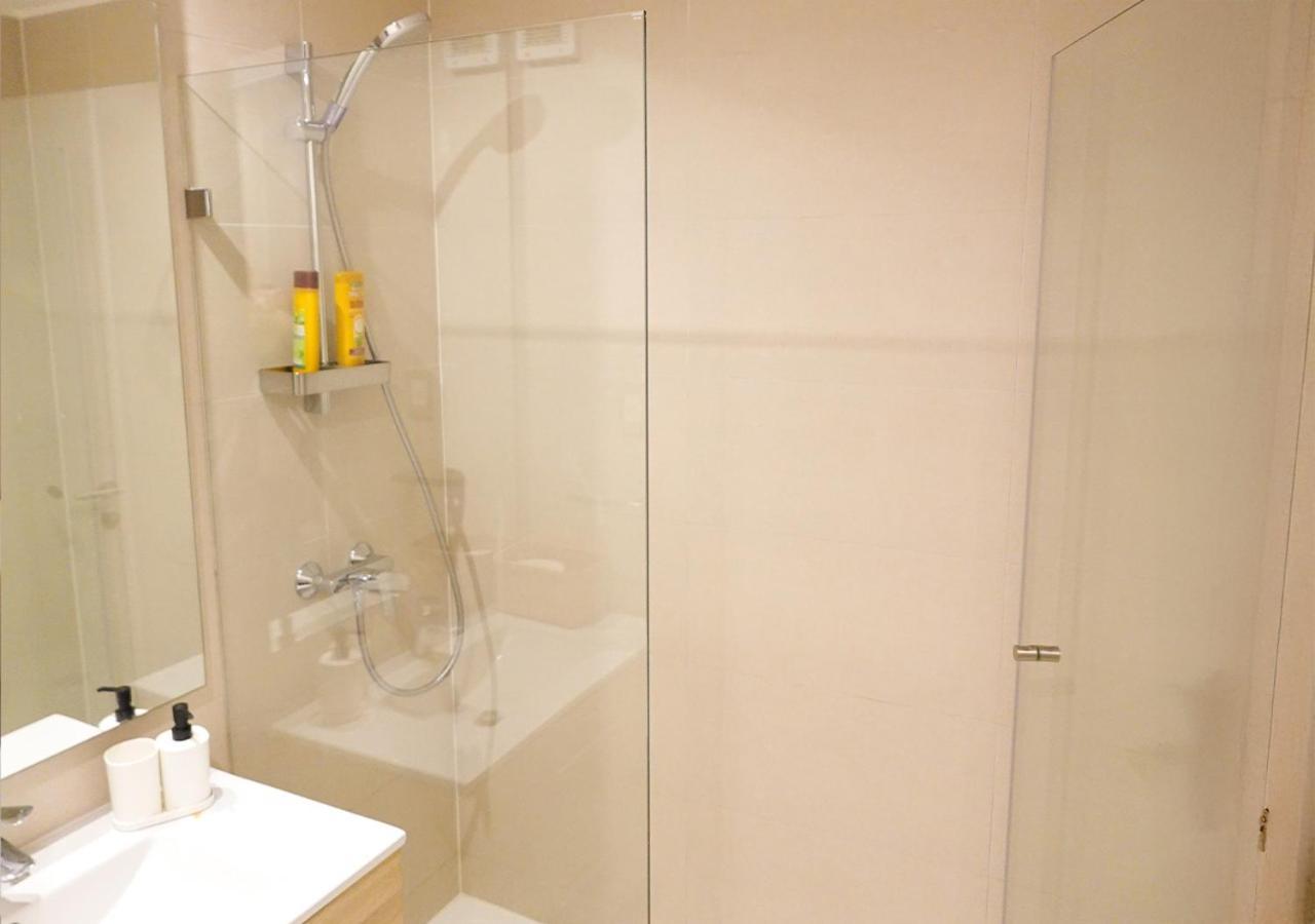 Apartamento Depto Premium A Pasos Del Parque Arauco Con Aire Acondicionado