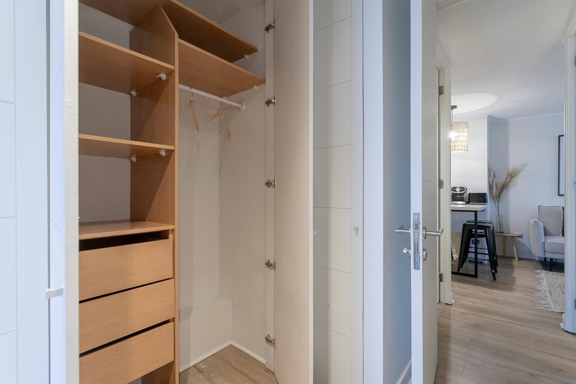 Your Adventure Begins In Condes 2br2ba Apartamento *
