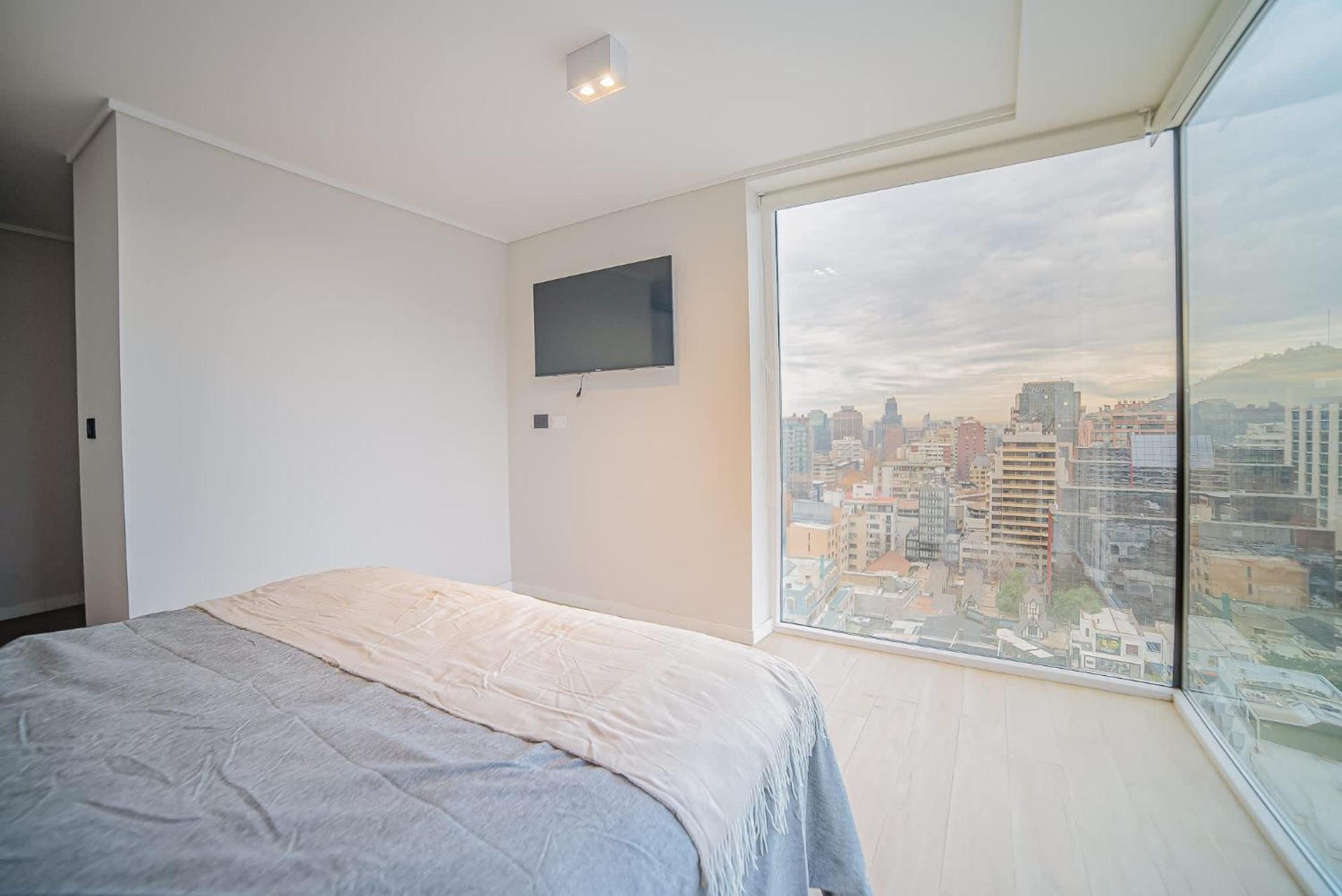 Modern With Unbeatable View * Santiago de Chile
