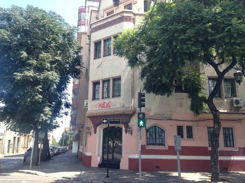 La Castellana Hotel *