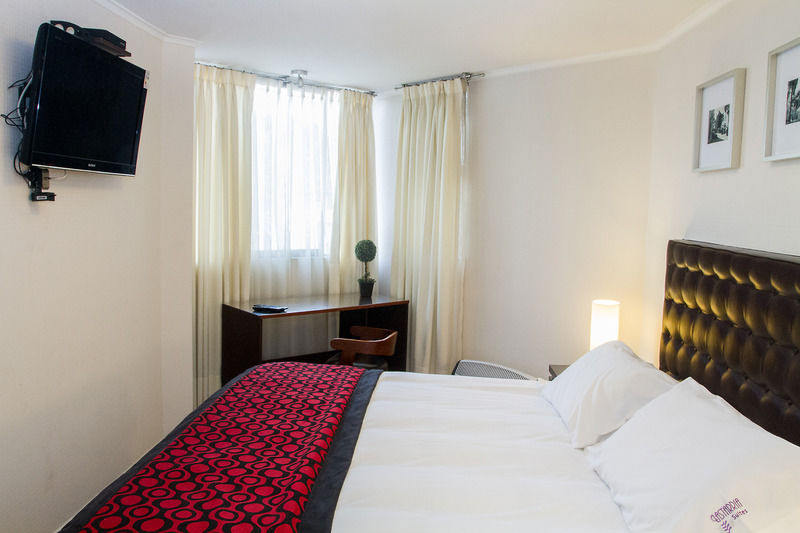 Apartahotel Lastarria 3*