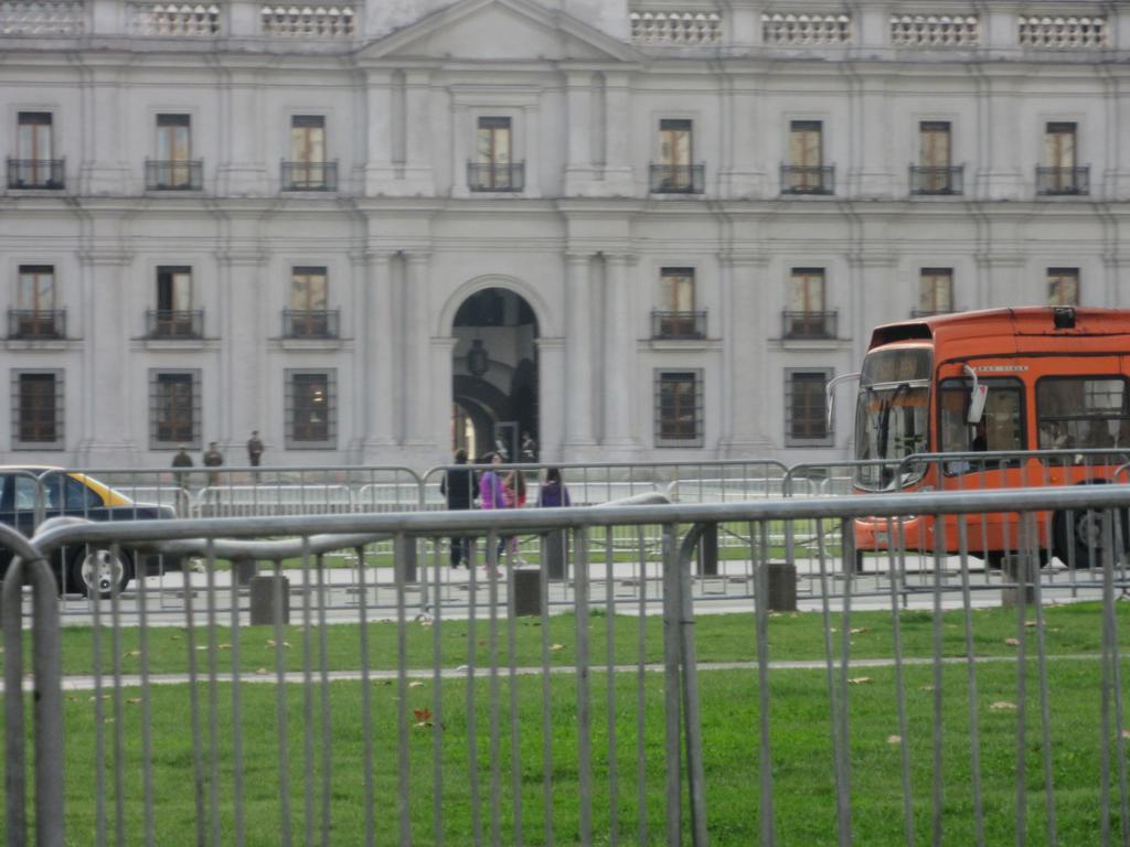 Departamento Paseo Bulnes Metro La Moneda