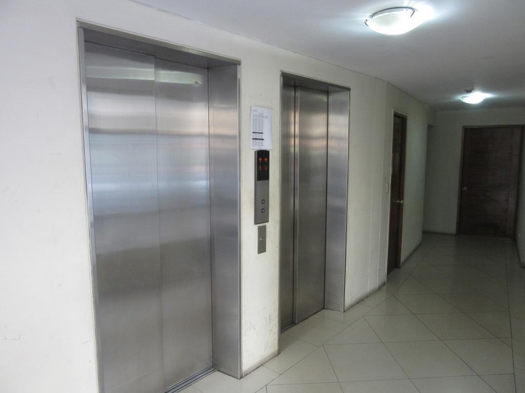 Apartamento Departamento Paseo Bulnes Metro La Moneda