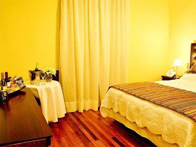 Oporto Hotel