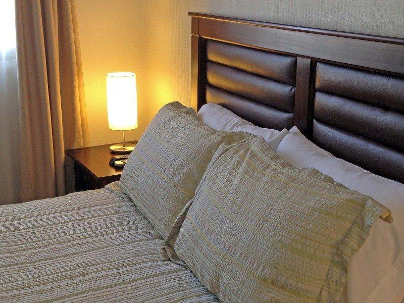 Hotel Ams Huerfanos 3*