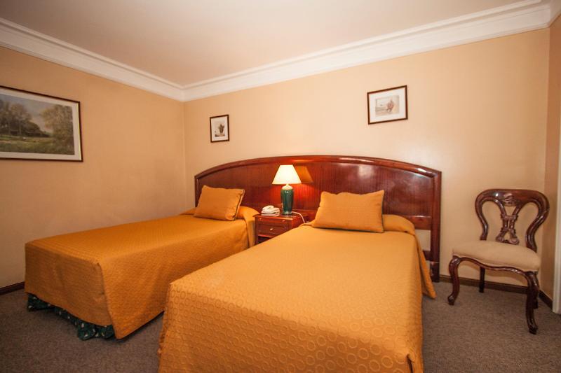 Hotel Principado De Asturias Santiago