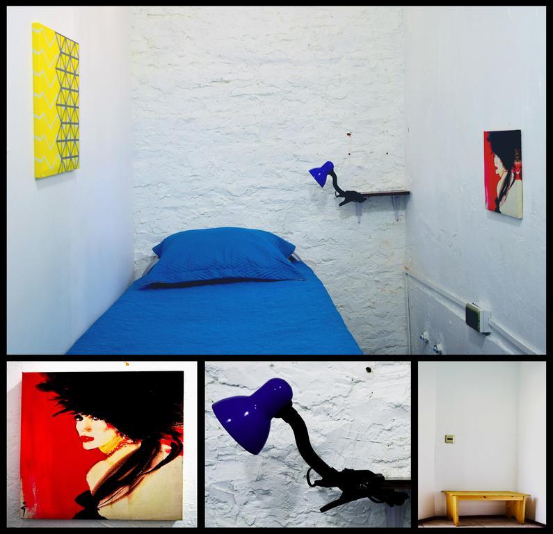Backpackers Hostal *