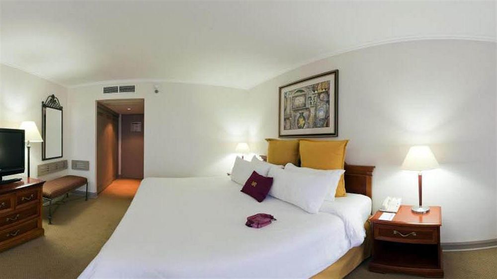 Crowne Plaza