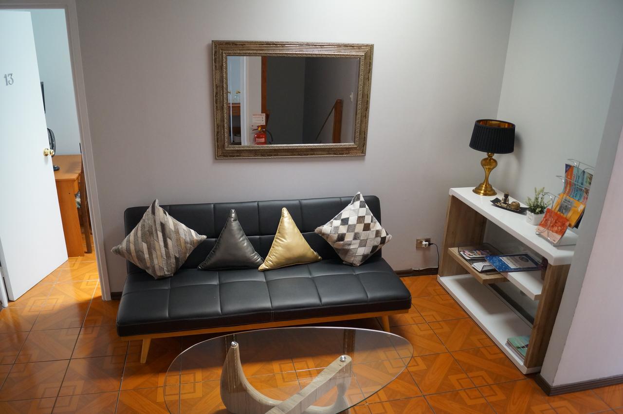 Hotel Residencial Universitaria 2*