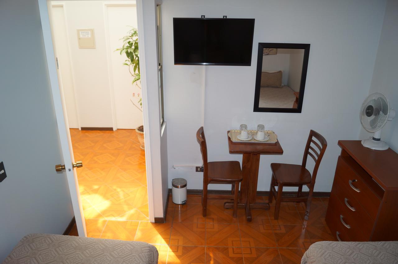 Residencial Universitaria Hotel Santiago de Chile